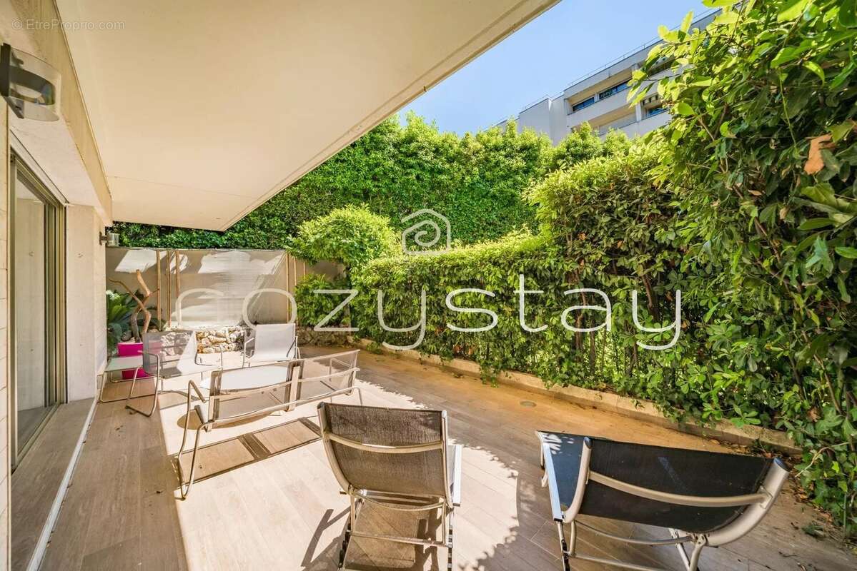 Appartement à CANNES