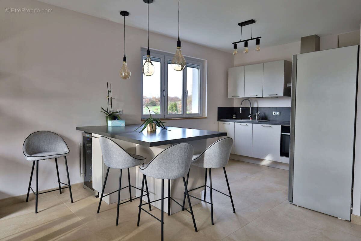 Maison à SAINT-JUST-CHALEYSSIN