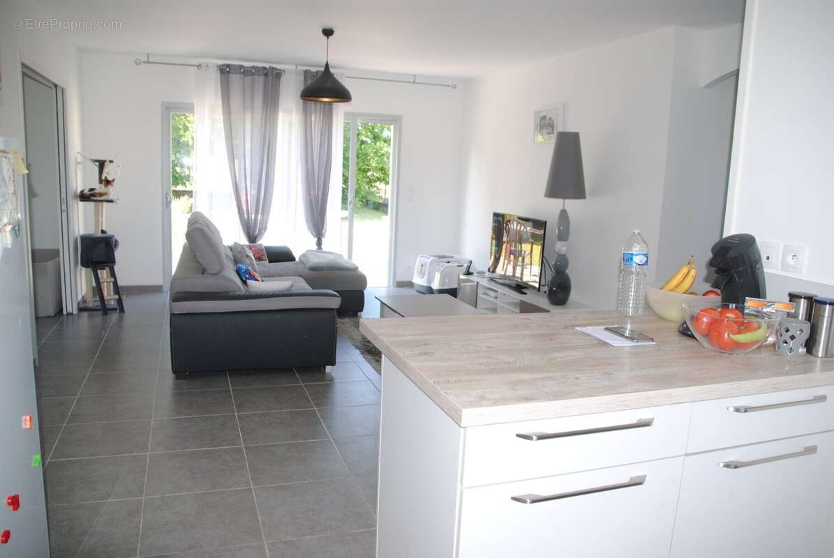 Maison à LA COURONNE