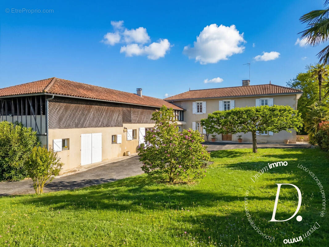 Maison à SEISSAN