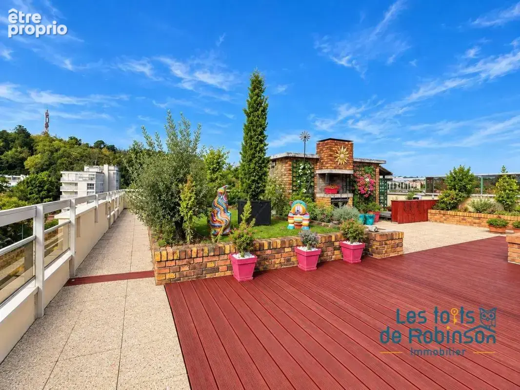 Dernier étage de 183m2 avec jardin et terrasse sur le toit - photo 2