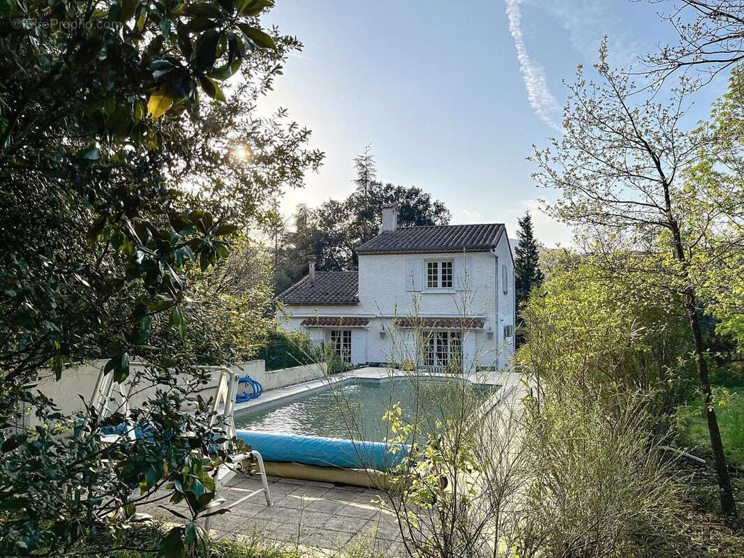 Photo 2 - Maison à REYNES