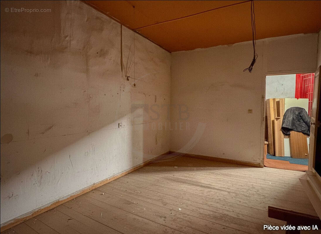 Maison à SAINT-JULIEN-EN-SAINT-ALBAN