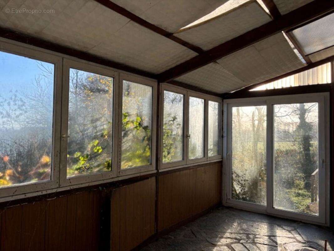 Maison de caractère à rénover -130m² Grand terrain Plomelin - photo 2