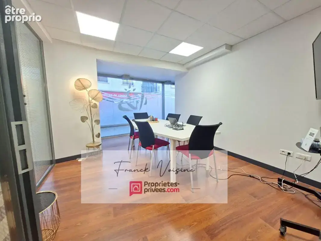 Appartement 5 pièces 298 m² · à Les Herbiers · 298 m² · 650 000 €