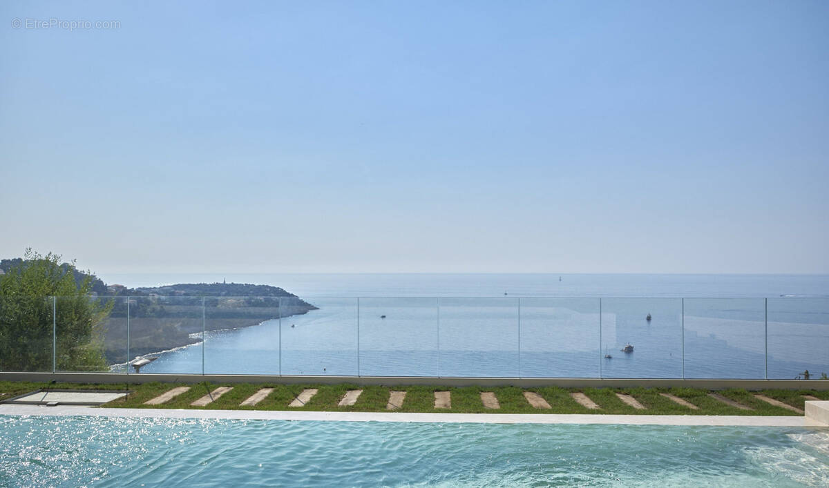 Maison à ROQUEBRUNE-CAP-MARTIN
