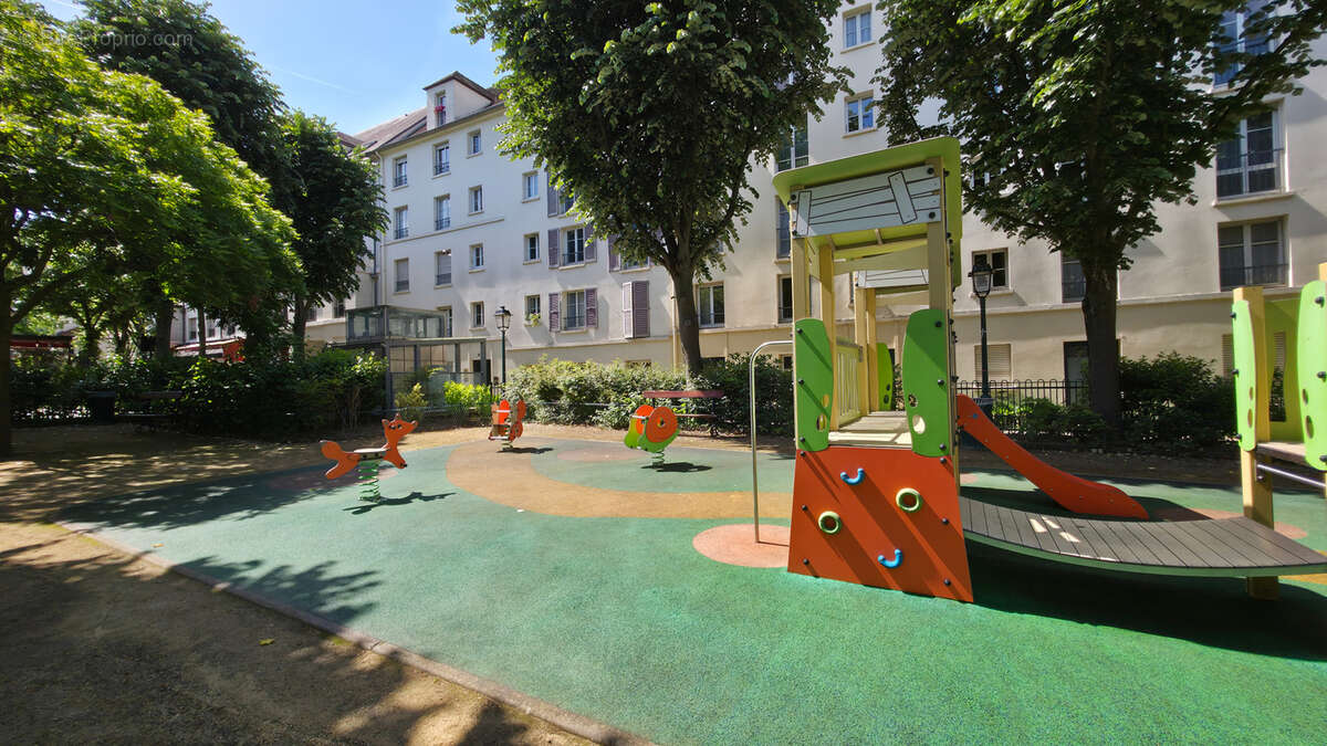 Appartement à RUEIL-MALMAISON