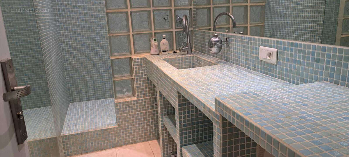 Appartement à MARSEILLE-10E