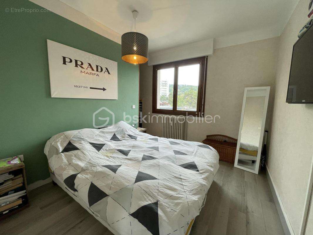 Appartement T4/5 de 104 m² avec balcon et cave – Cognin - photo 10