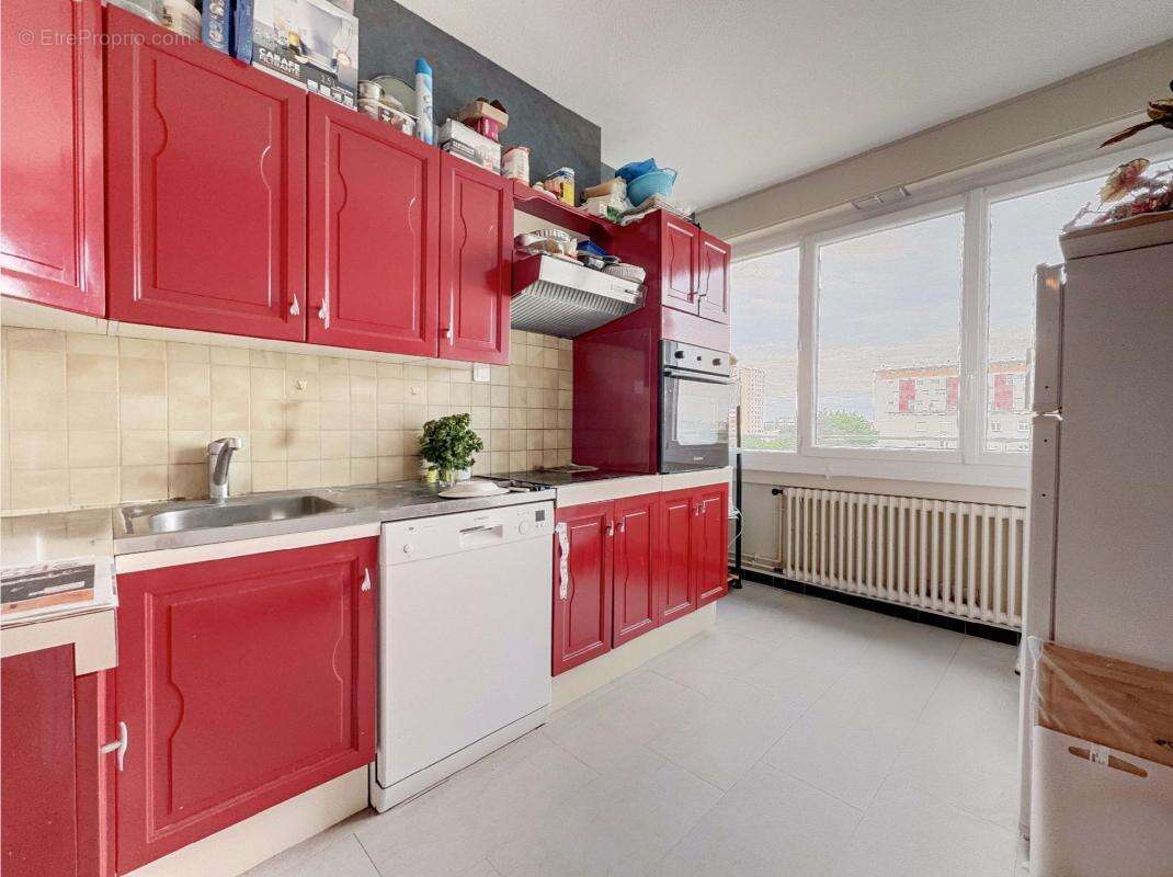 Appartement à CHENOVE