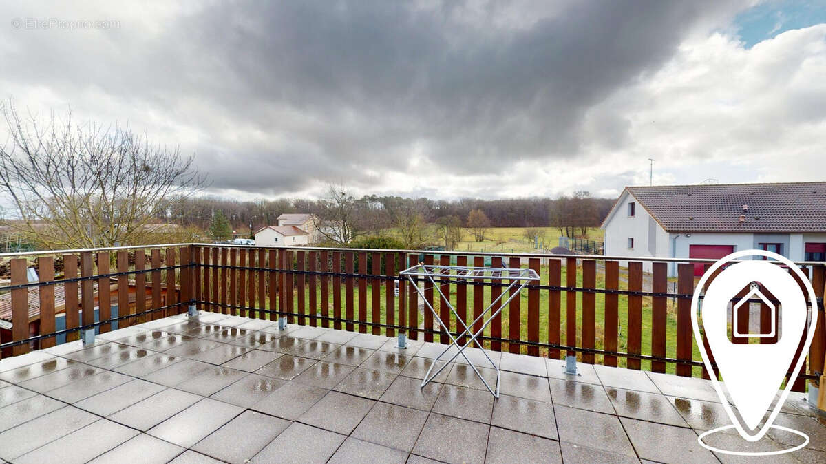 Maison à HADIGNY-LES-VERRIERES