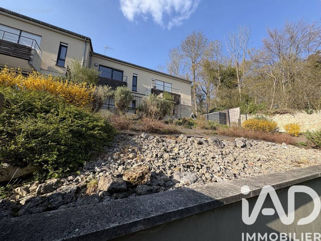 Photo 1 - Appartement à LE MEE-SUR-SEINE