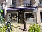 Photo 1 - Commerce à COURBEVOIE