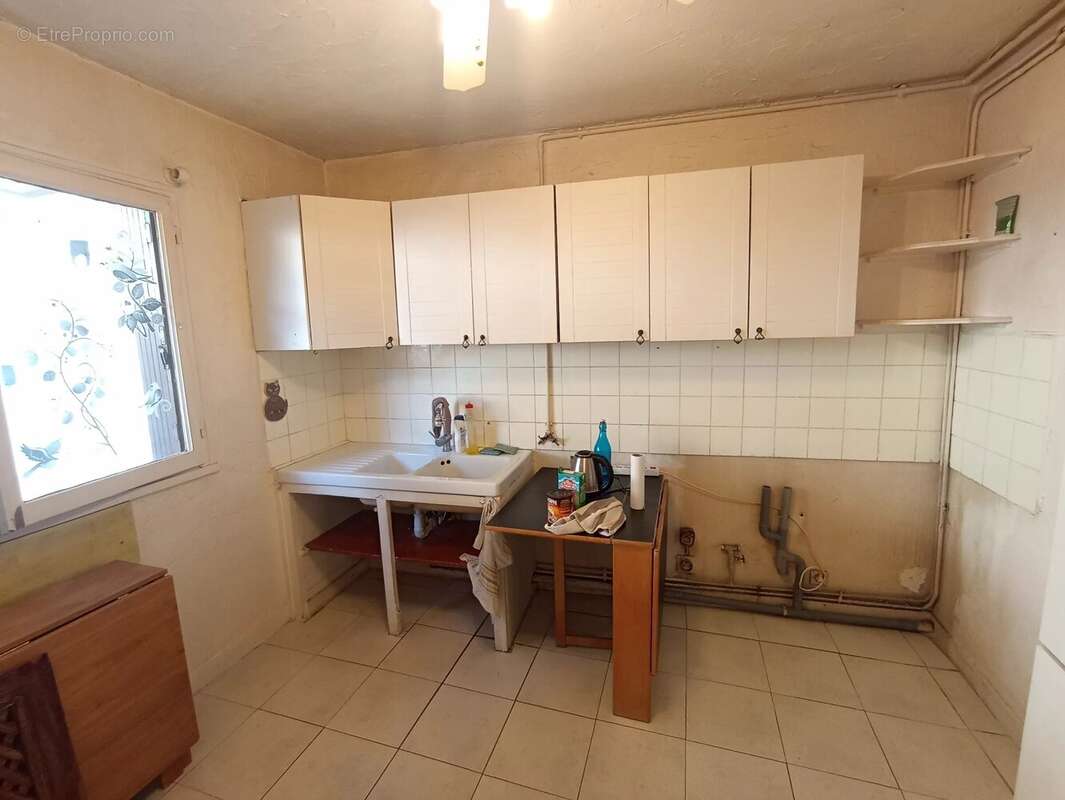 Appartement à SAINT-LAURENT-DU-VAR