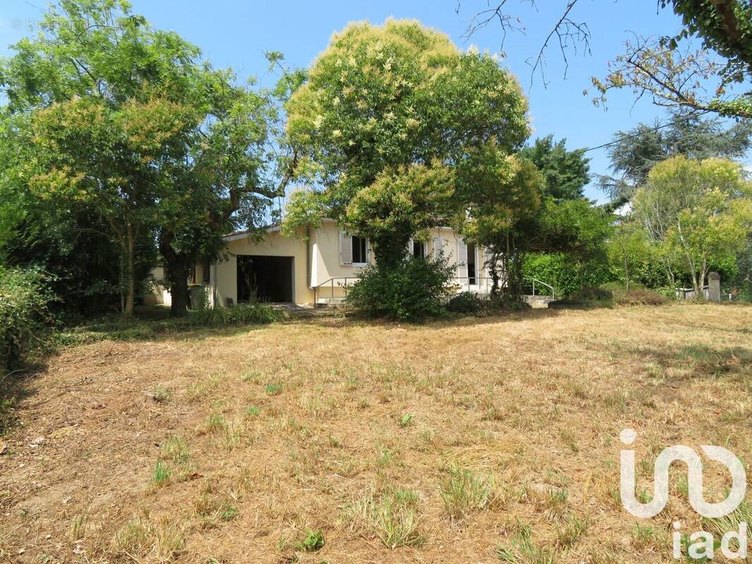 Photo 1 - Maison à SERRES-SAINTE-MARIE