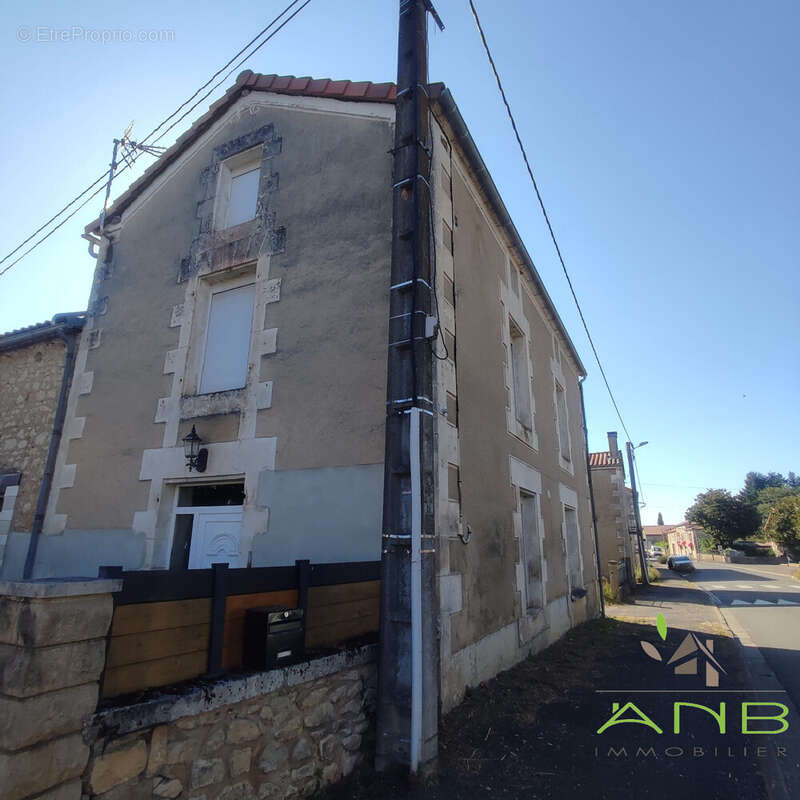 Maison à SAINT-SORNIN