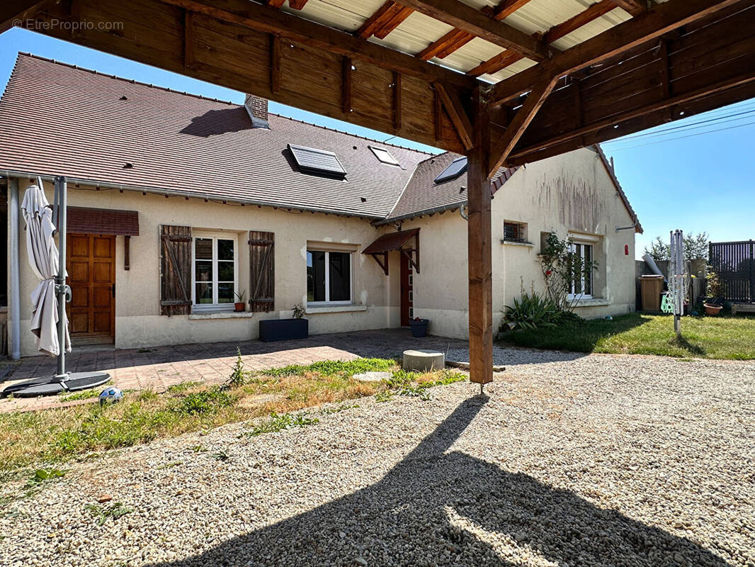 Maison à ANET