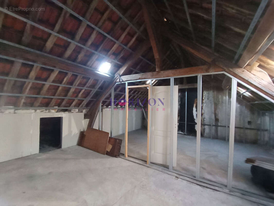 Maison à BEAUMONT-SUR-OISE