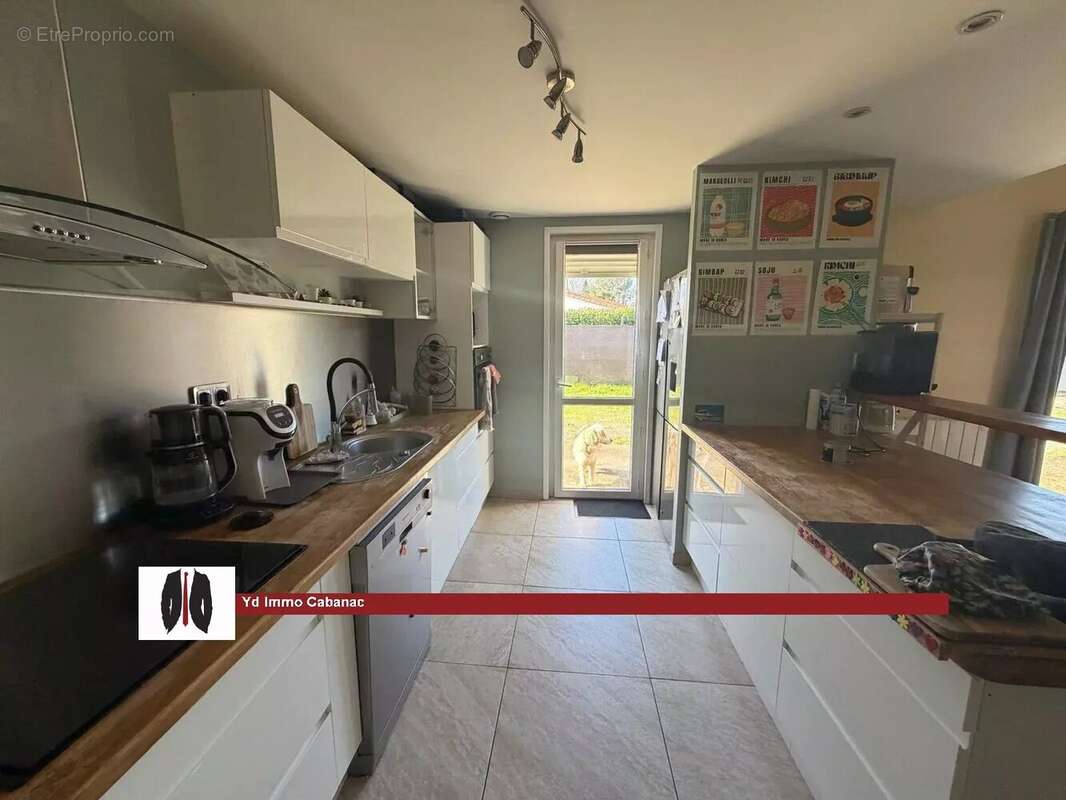 Maison 4 chambres avec beau terrain et garage - photo 5