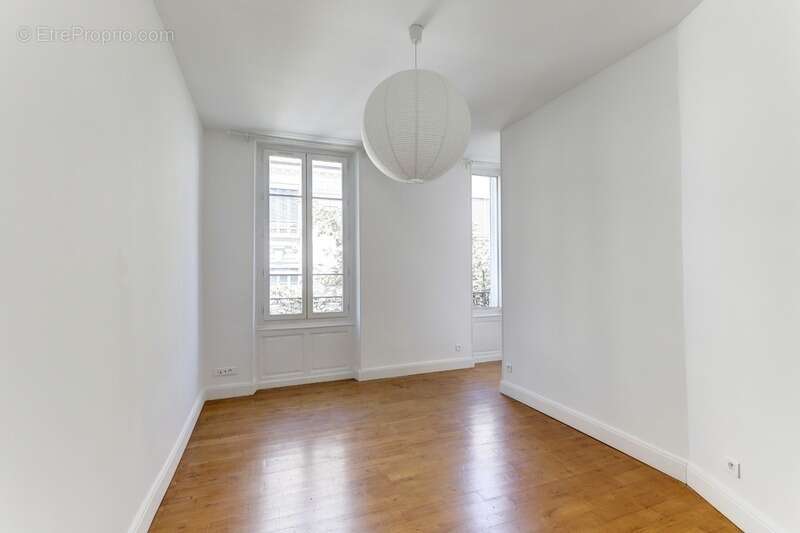 Appartement familial de caractère de 107,69 m² – 4 pièces – Clermont-Ferrand (63) – Secteur Massillon - photo 11