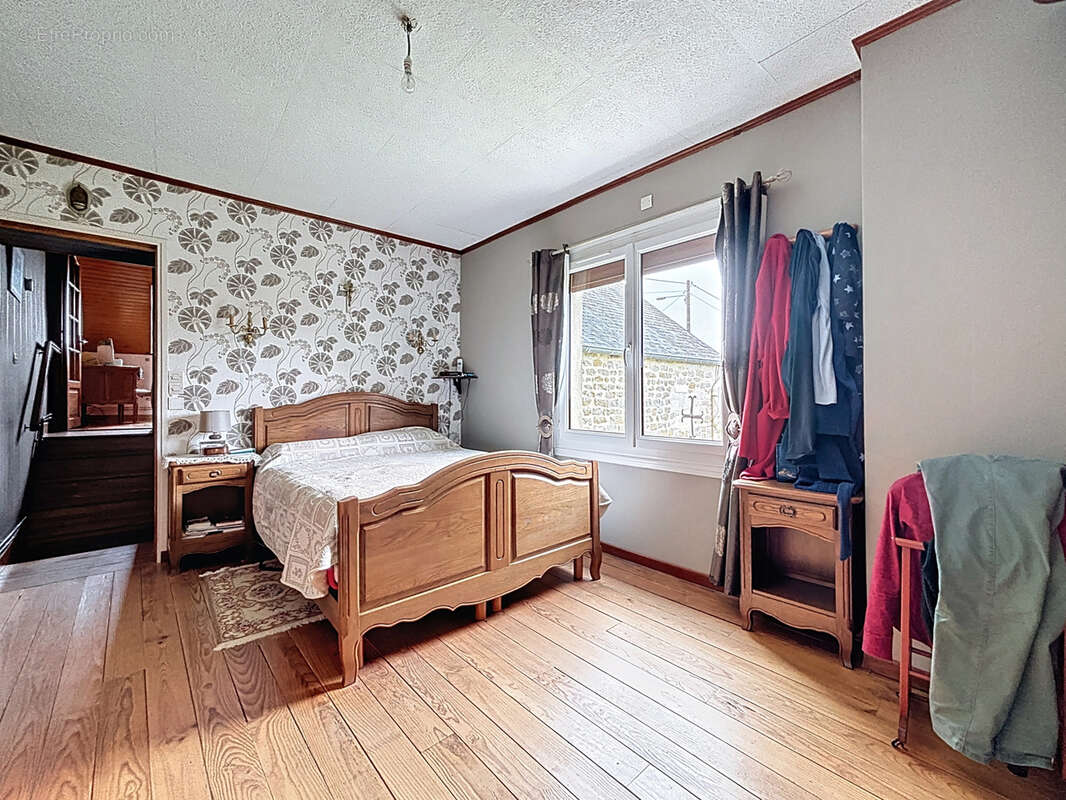 Maison à HOTTOT-LES-BAGUES