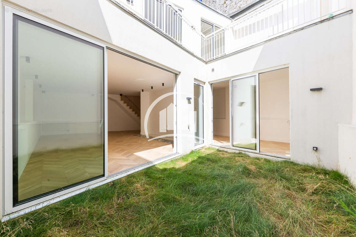 Appartement 146 m² à Charenton-Le-Pont  - photo 4