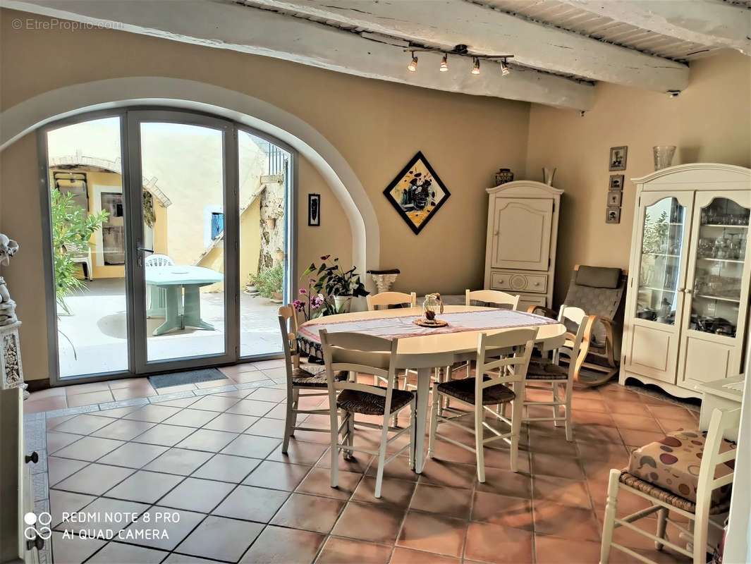 Maison à VAISON-LA-ROMAINE