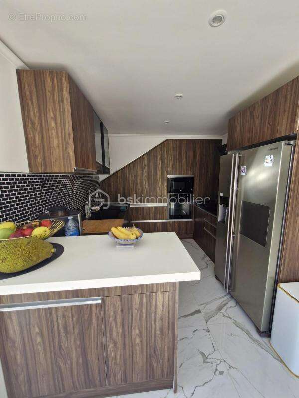 Maison à LE MUY