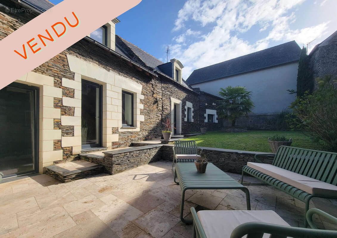 Maison à JUIGNE-SUR-LOIRE