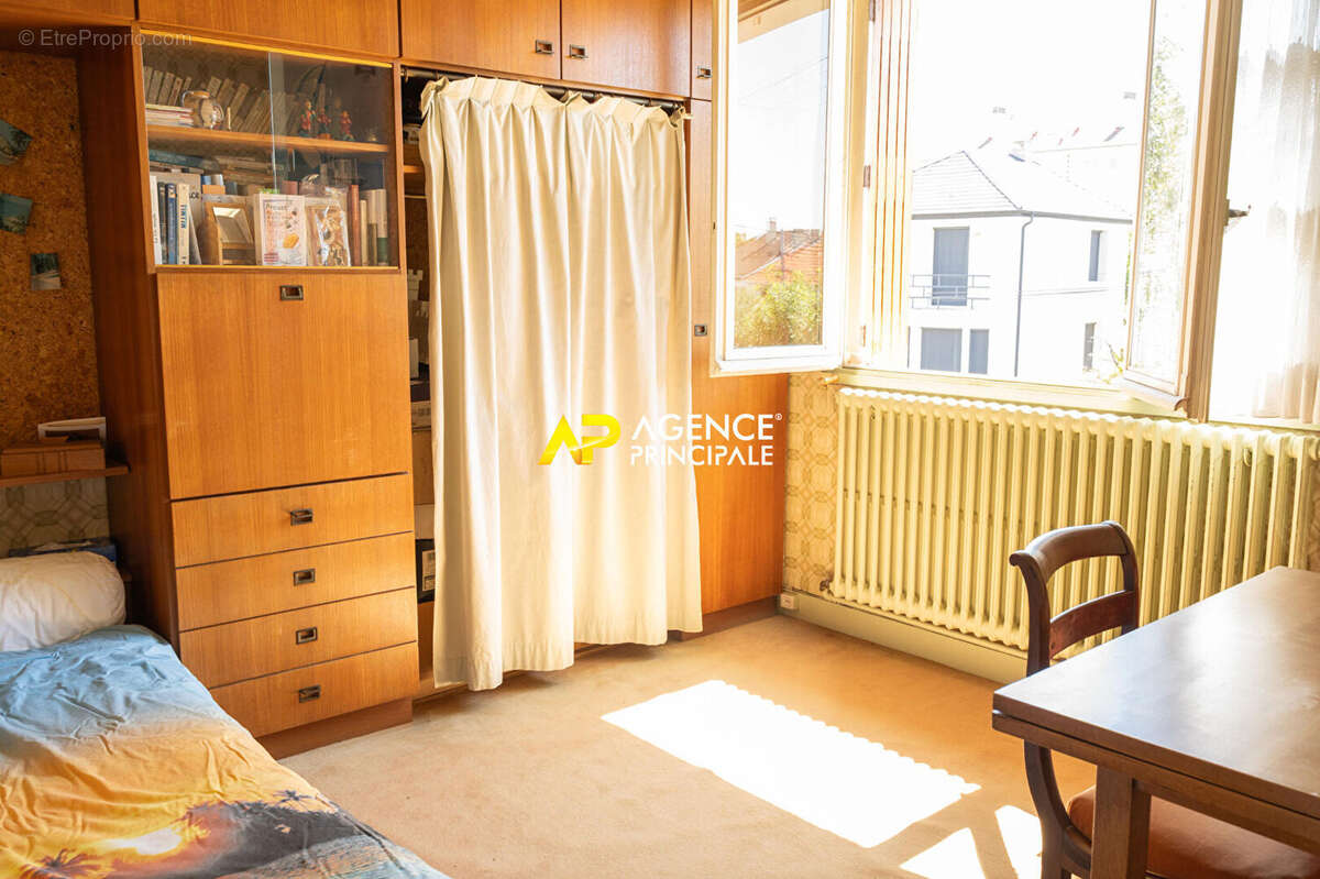Sartrouville - La Plaine - Maison 5 pièces 85 m2 - photo 9