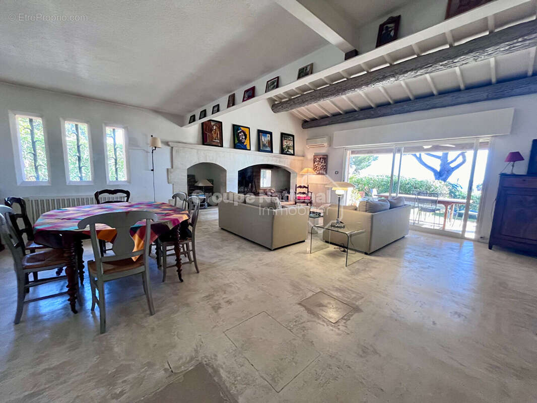 Maison à CARRY-LE-ROUET