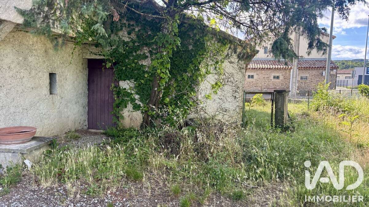 Photo 9 - Maison à SAINT-ETIENNE-DE-FONTBELLON