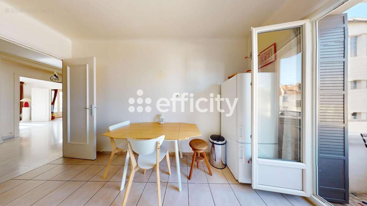 Appartement à LYON-6E