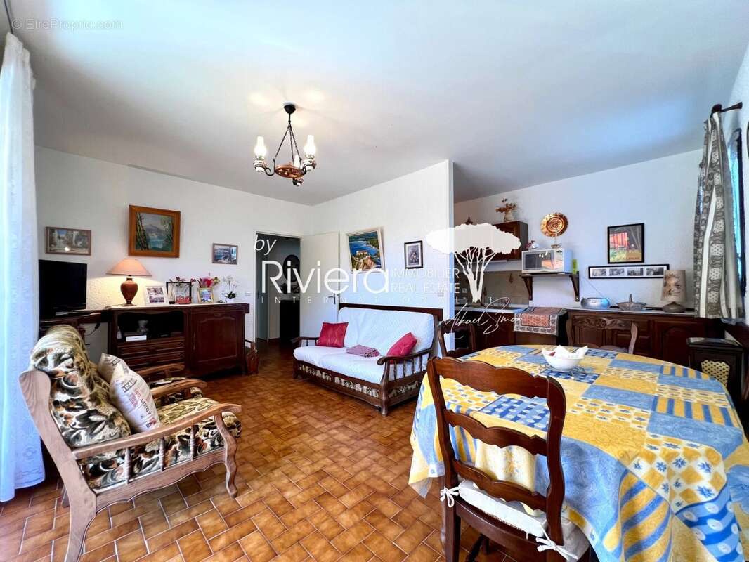 T3 avec terrasse et parking ! - photo 9