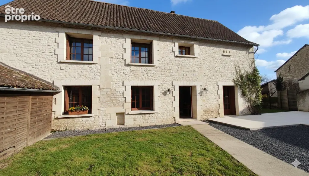 Maison à NAINTRE