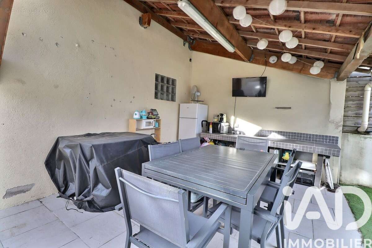 Photo 7