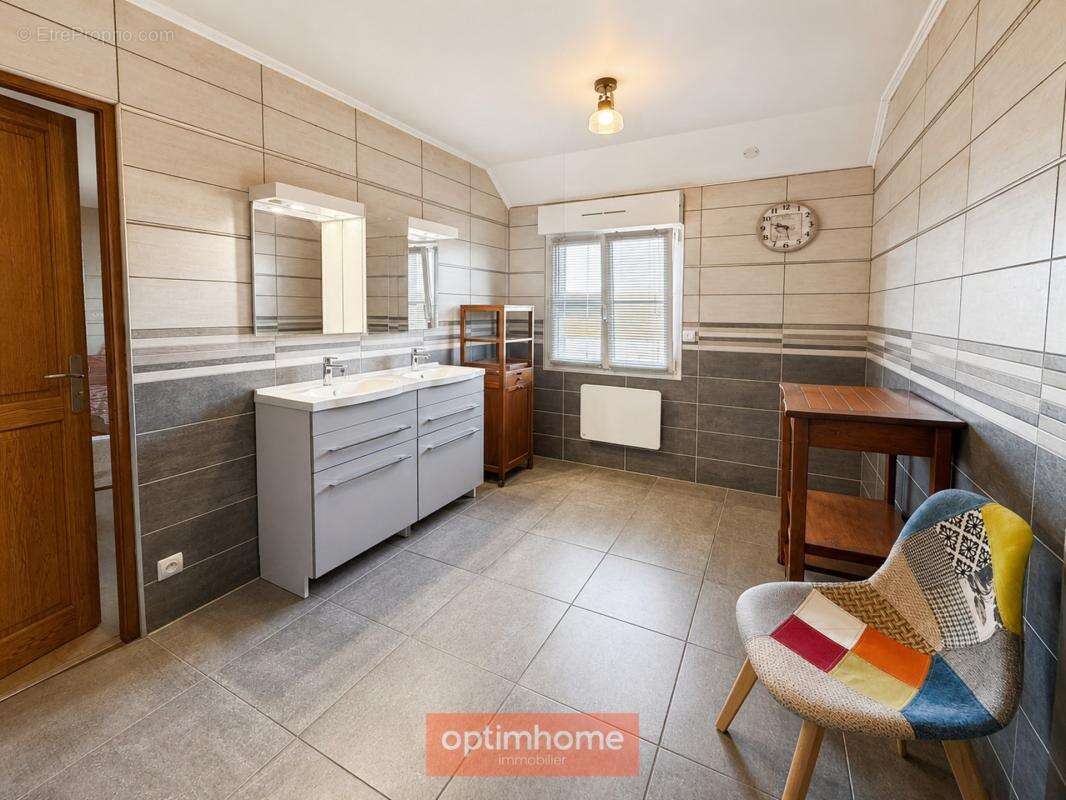 Margny-lès-compiègne – propriété contemporaine de 260 m² avec dépendance de plus de 170 m² - photo 24