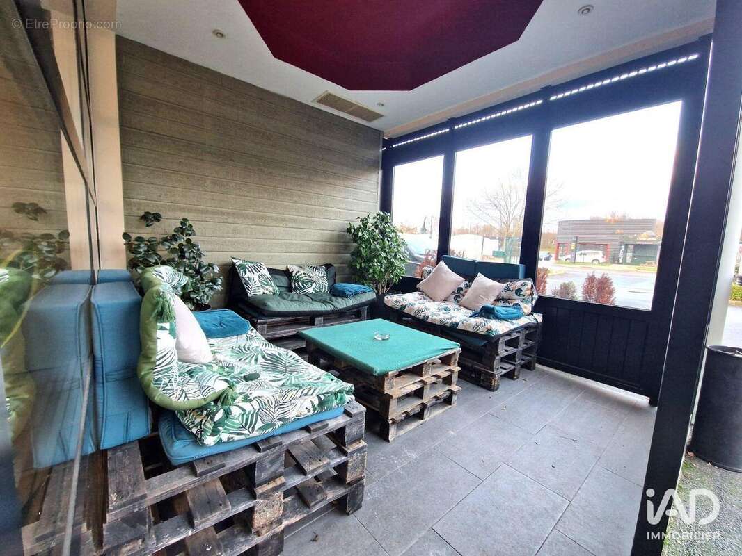 Photo 9 - Commerce à THORIGNY-SUR-MARNE