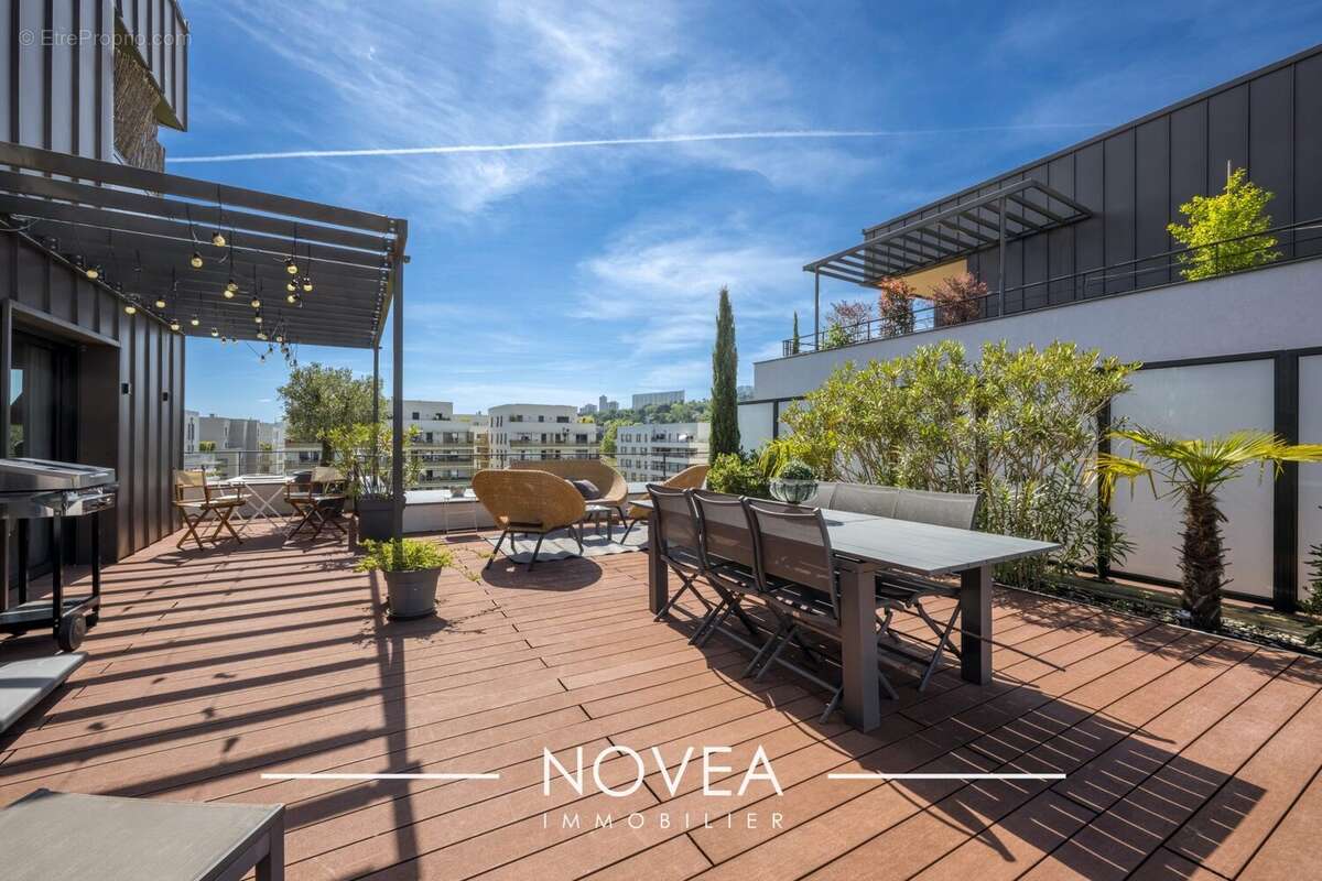 Appartement à LYON-9E