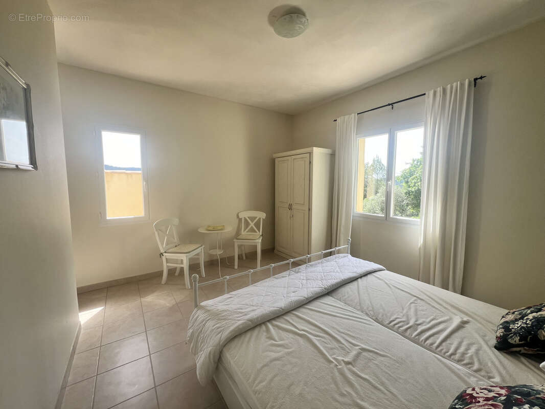 Maison à DRAGUIGNAN