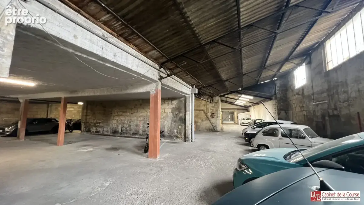 Parking à BORDEAUX