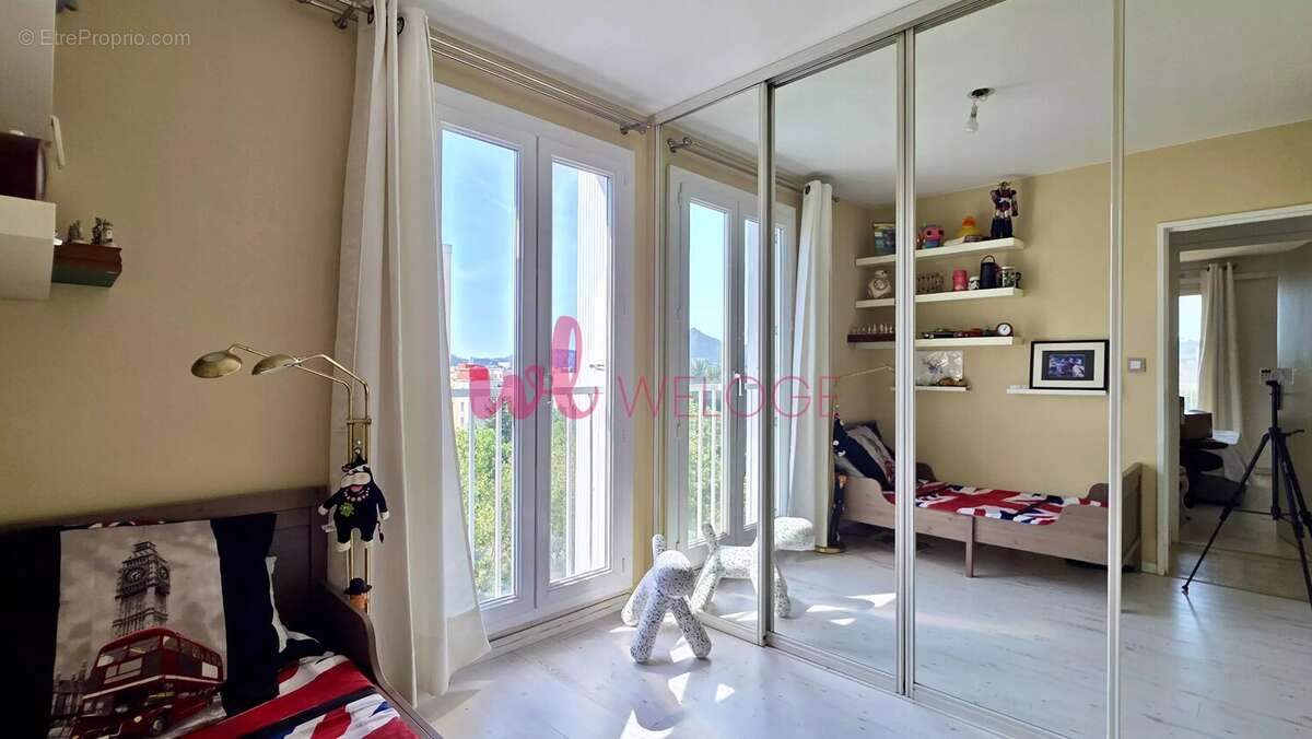 Appartement à MARSEILLE-11E