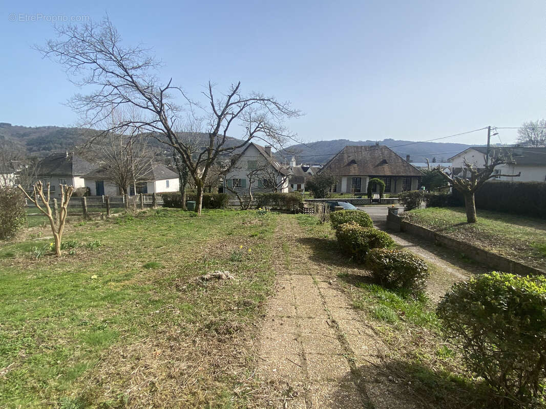 Maison à MONCEAUX-SUR-DORDOGNE