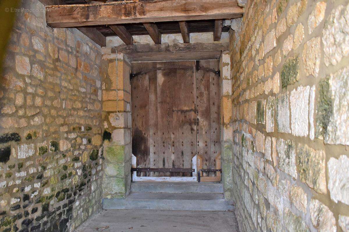 Maison à SAINT-AMAND-DE-COLY