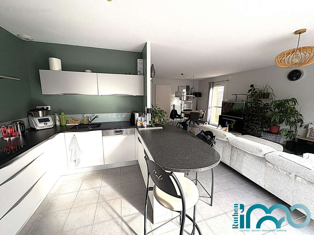 Maison à LE MONASTERE