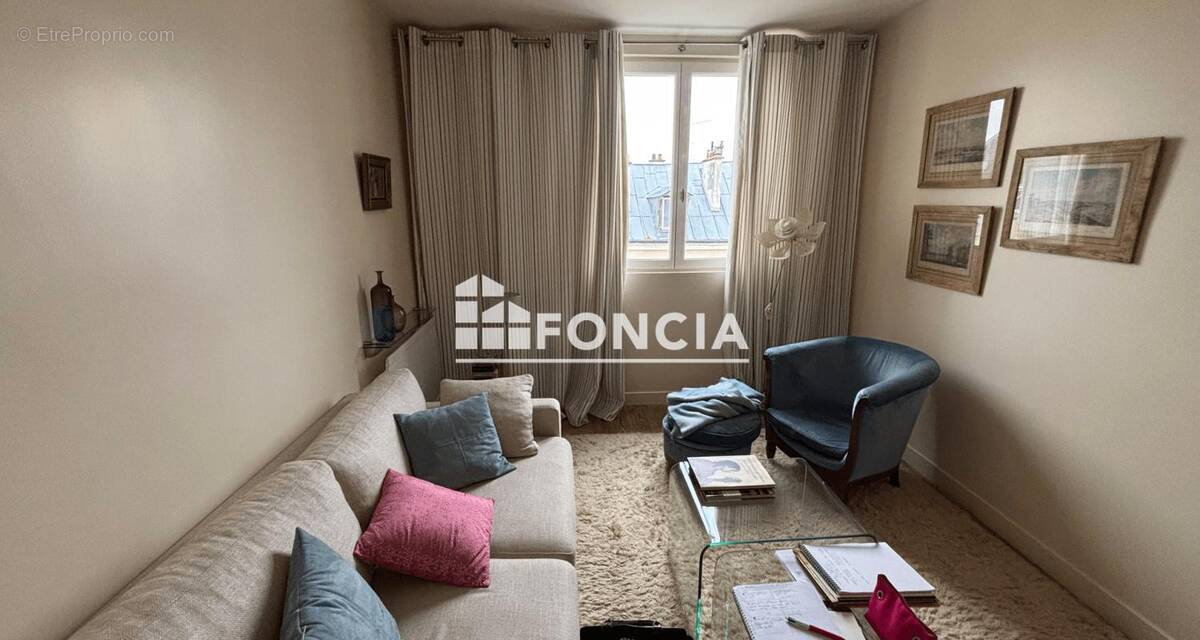 Appartement à VERSAILLES