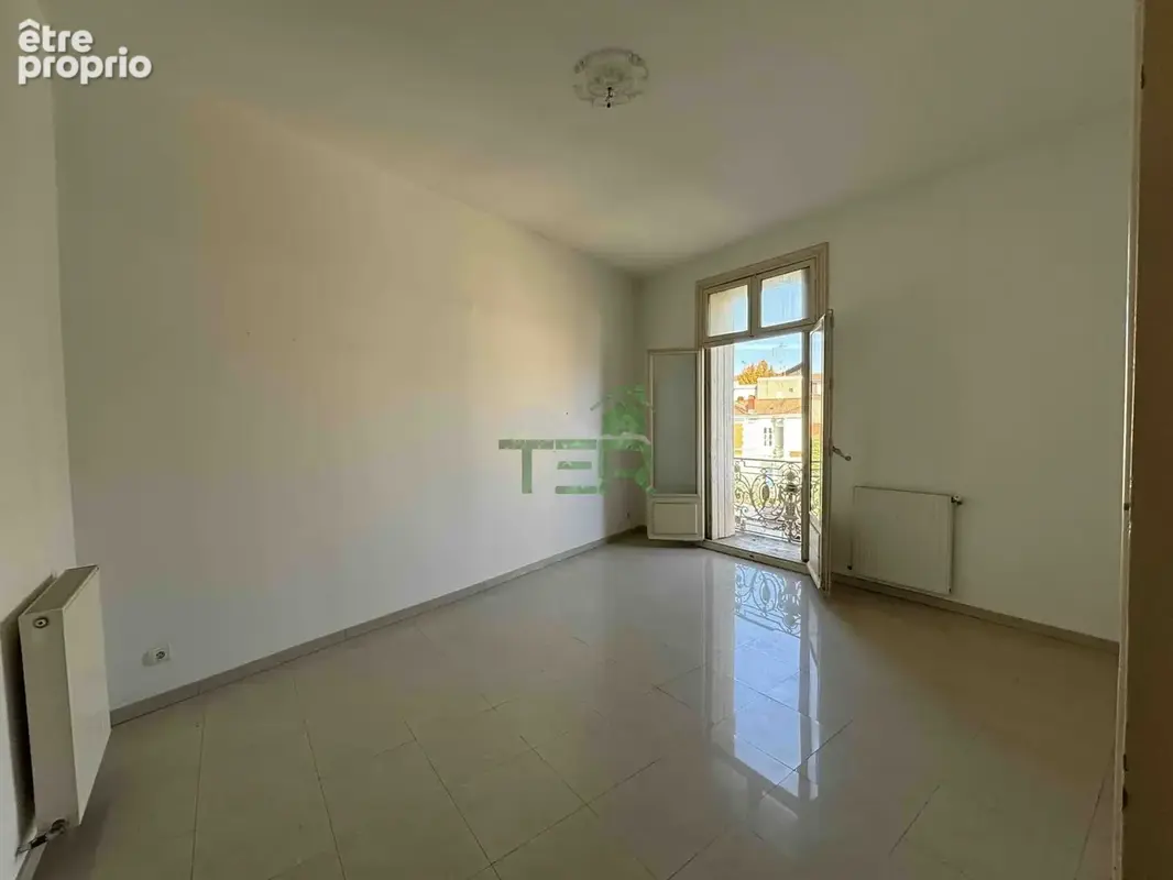 Appartement 943 m² à Beziers  - photo 9