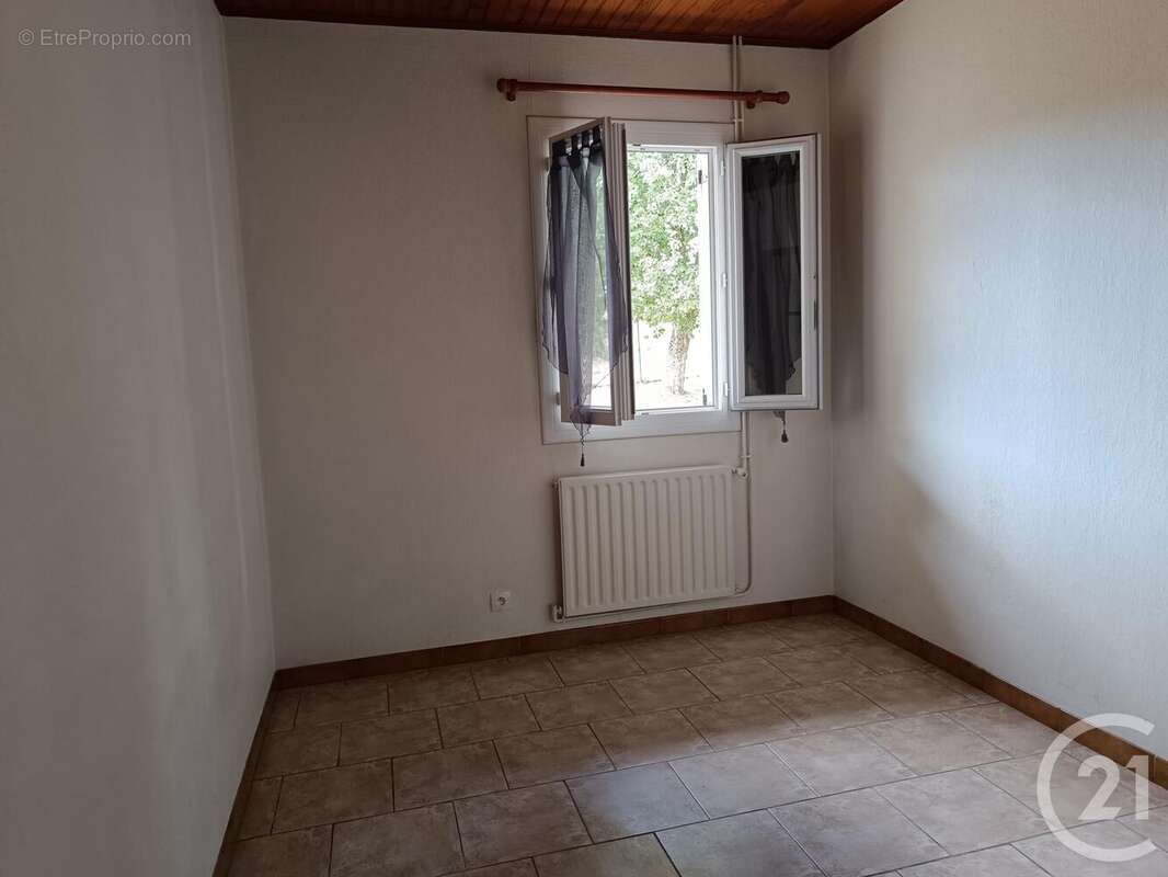 Maison 112 m² à La Barde  - photo 8