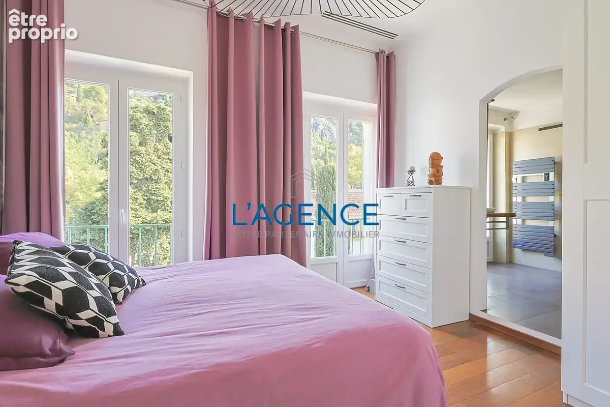Superbe T5 vue mer avec terrasse et parking - photo 7