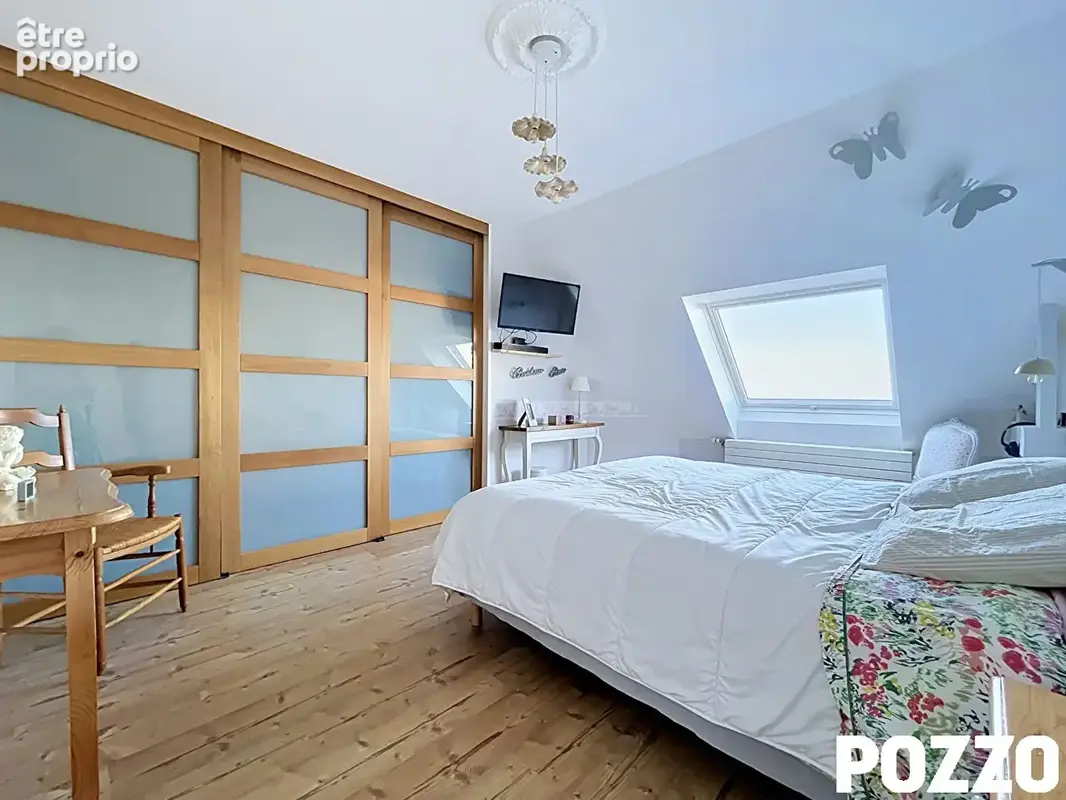 DONVILLE LES BAINS - Superbe maison de 182m² - Vue mer - Sous-sol complet de 112m² - photo 11